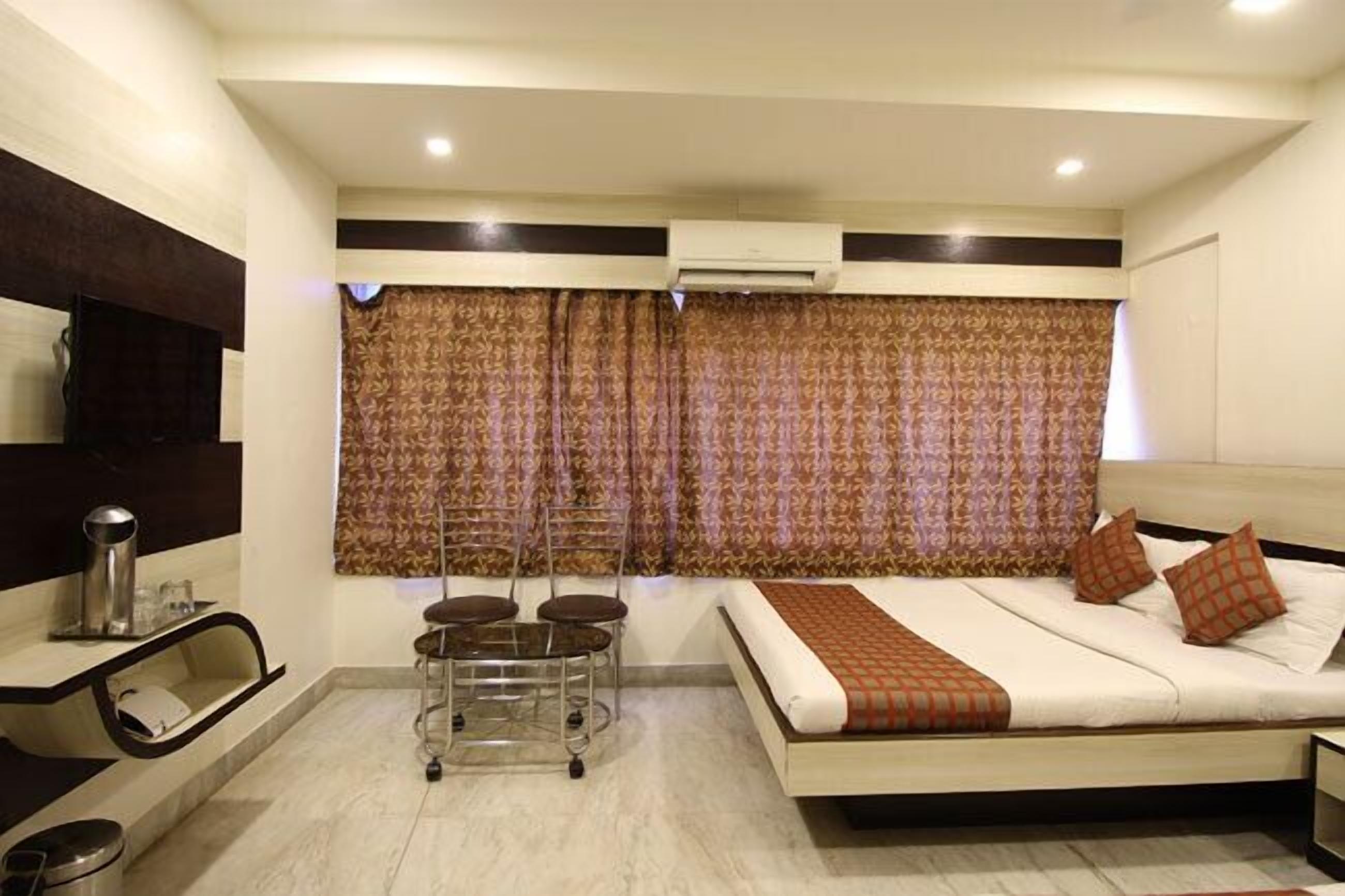 Hotel Oc Residency - Mumbai, Mumbai